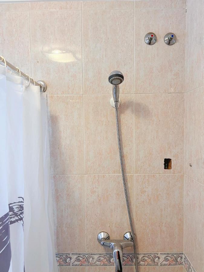 3 Habitacion Centro Huelva Esterno foto