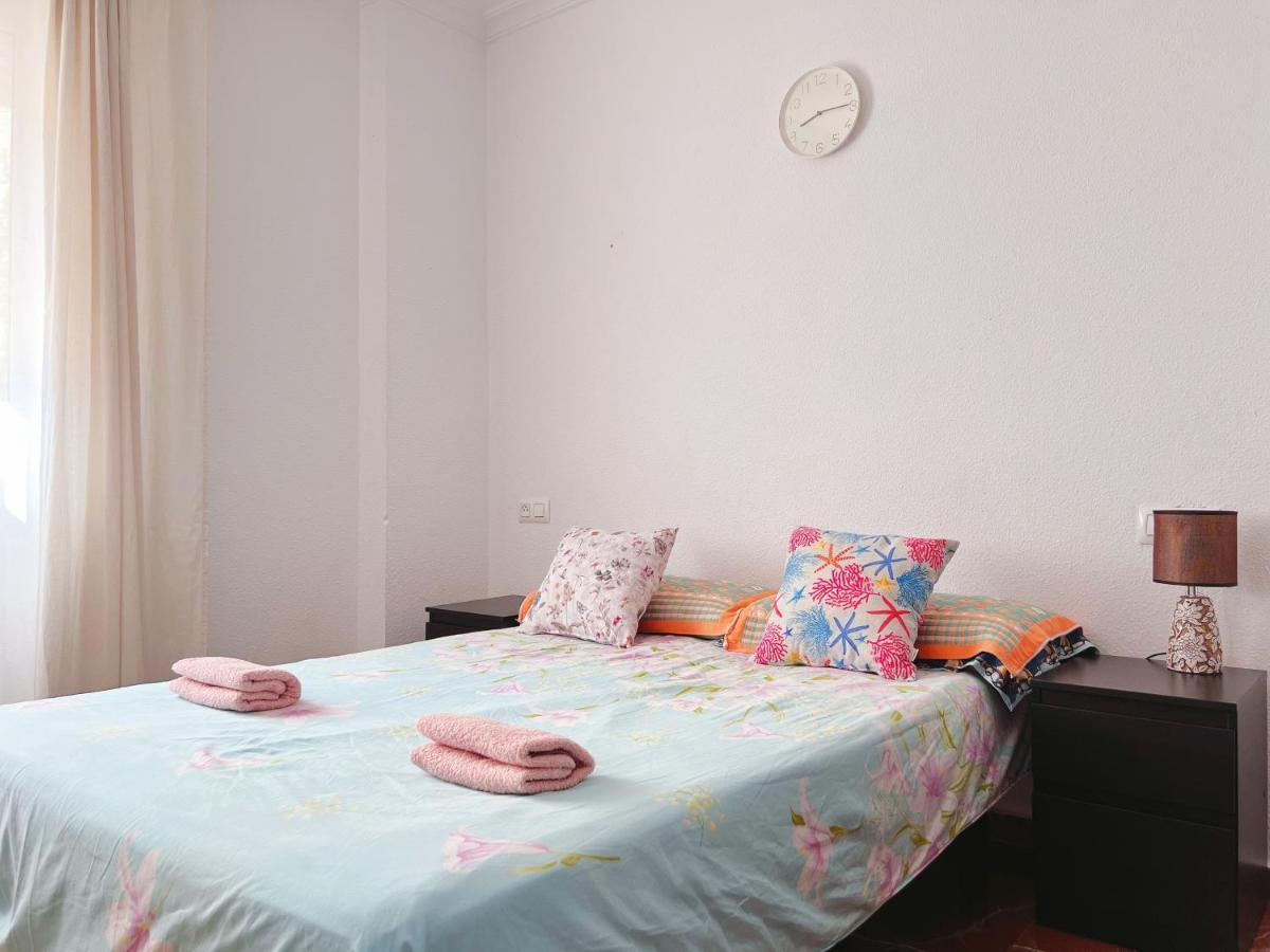 3 Habitacion Centro Huelva Esterno foto